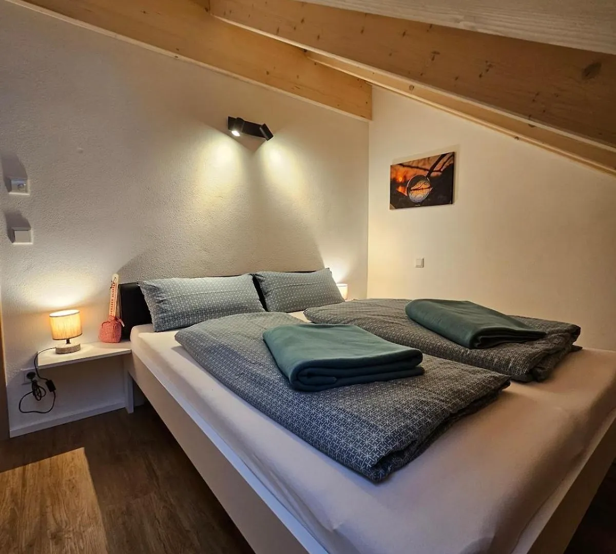Beautiful New Building Attic Apartment Viktoria Bobing 0*,